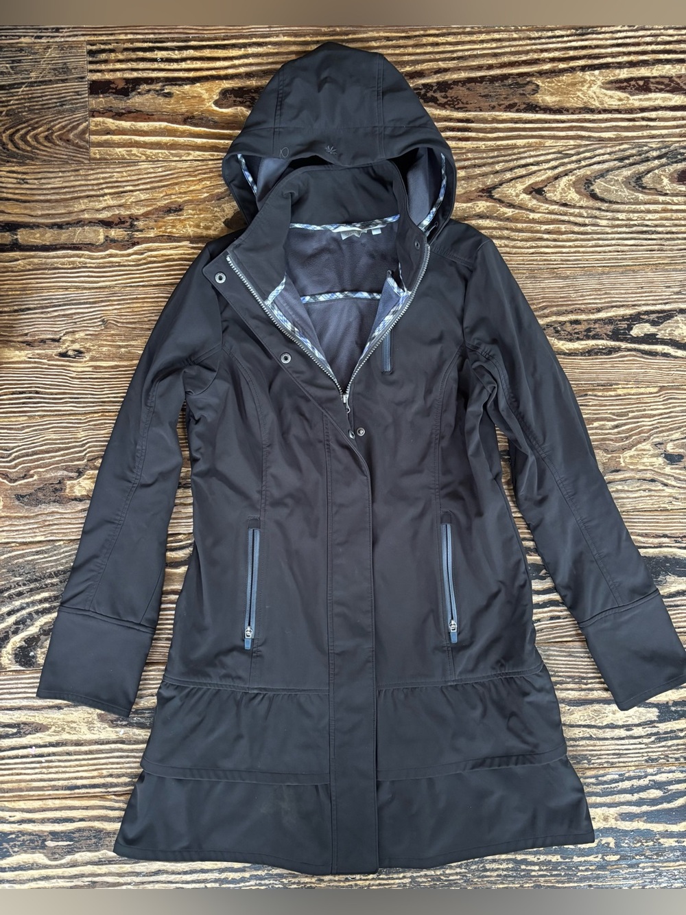 Athleta Black Hooded Trench Coat - Sleek Weatherproof Design